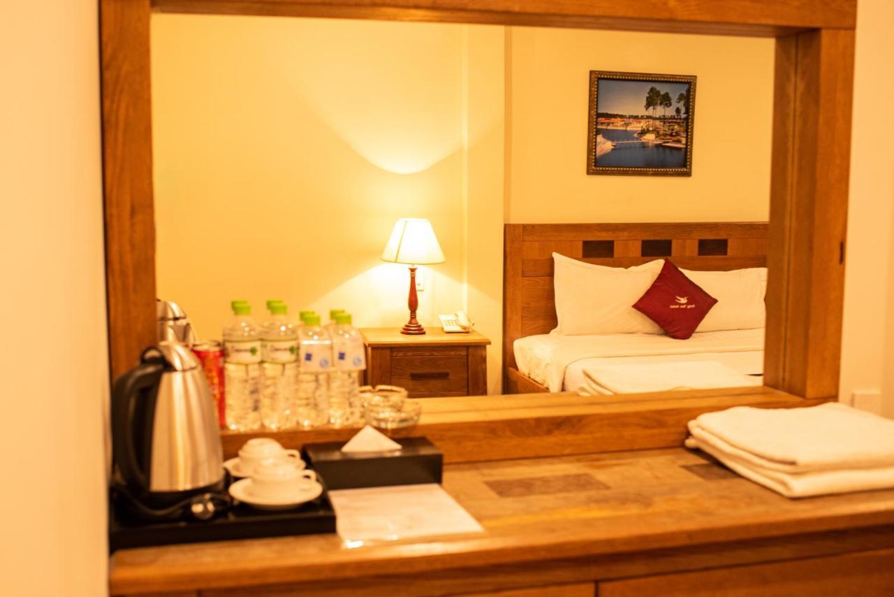 Song Tien Annex Hotel Митхо Экстерьер фото